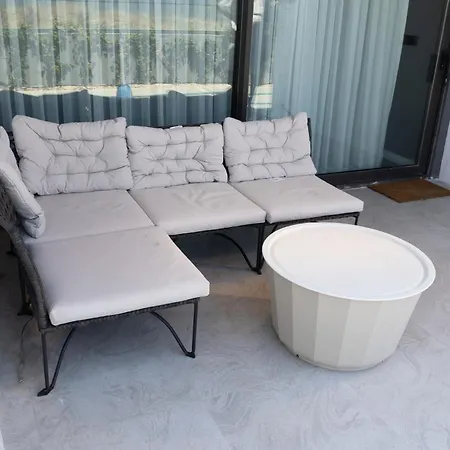 Luxury Seafront Duplex With Pool Çeşme